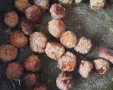 عکس مرحله 1 از دستور قارچ پلو با گوشت چرخکرده