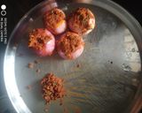 आचारी भरवॉं प्याज (aachari bharava pyaj recipe in marathi) रेसिपी स्टेप 2 फोटो 
