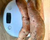 Une image de l'étape 1 de Curry de patate douce au lait de coco.