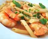 Foto del paso 7 de la receta: Macarrones con langostinos en salsa de soja