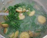 Hình bước làm 3 của món Canh chuối xanh nấu tôm