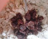Foto del paso 3 de la receta: Galletitas de uvas pasas sin gluten y sin azúcar