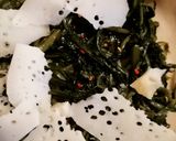 Foto del passaggio 2 della ricetta Galette salata con cicoria e formaggio pecorino