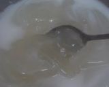 A picture of step 2 of Katakuriko Warabi Mochi.