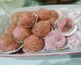 Foto langkah ke 6 dari resep Mochi isi kacang topping kacang aroma chocopandan.