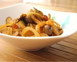 A picture of step 6 of Spicy Onion and Shimeji Mushrooms with Ketchup.