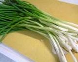 A picture of step 2 of Blanched Scallions and Aburaage in a Miso-Vinegar Sauce (Nuta).