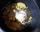 Une image de l'étape 4 de Tajine de poulet olives et champignons 🍄.
