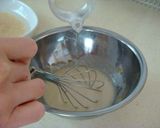 A picture of step 2 of Kinako Warabi Mochi.