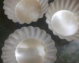 A picture of step 4 of Mini Apple & Pear Pie, Eggless.