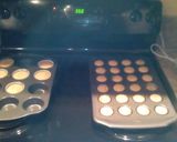 A picture of step 8 of Banana Baileys Cupcakes.