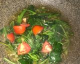 Foto langkah ke 3 dari resep Tumis kangkung.