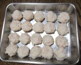 A picture of step 3 of Hydrangea-Shaped Shrimp Dumplings.