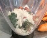Une image de l'étape 3 de Pesto de fanes de carottes.