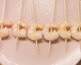 Foto del paso 7 de la receta: Flan de Gambas al gratín con bechamel y queso