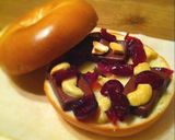 A picture of step 4 of Berry & Chocolate Bagel Sandwich.