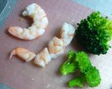 A picture of step 2 of Gratin-style Baked Broccoli - Great for Bentos.