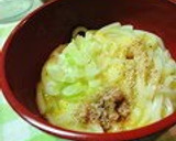 A picture of step 3 of Mulukhiya Chilled Udon with Tempura Crumbs.