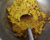 A picture of step 3 of Gobhi paratha.