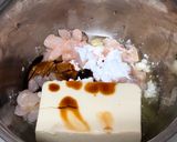 A picture of step 2 of Shrimp and Tofu Rice-Paper Fry.
