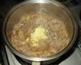 A picture of step 3 of Yoshinoya-Style Beef Bowl.