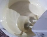 Foto langkah ke 1 dari resep Bolu zebra coklat putih.