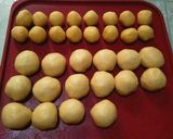 Foto langkah ke 7 dari resep Bolen Pisang Coklat keju Ekstra lumerr.