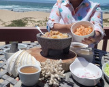 Foto del paso 3 de la receta: Molcajete de Camarones y callos de hacha