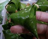 Foto langkah ke 3 dari resep Ayam goreng pandan.