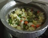 A picture of step 1 of Veg Fried Rice Biryani.