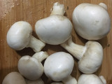 Cerdo horneado con champiñones
