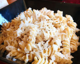 Foto del paso 4 de la receta: Espirales integrales con salsa de queso de cabra