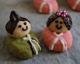 A picture of step 22 of Decoration Cookies: For Your Cakes on Doll's Day.