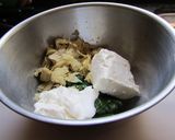 A picture of step 5 of Rich Spinach Dip.