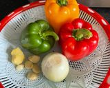 A picture of step 1 of Bell Peppers Manchurian:.