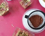 Foto del paso 4 de la receta: Vasitos de tiramisú de pistacho