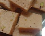 A picture of step 2 of Kesar pista rabri.