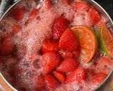 Une image de l'étape 5 de 🥄Confiture 🫙fraise 🍓 menthe🪴🍃.
