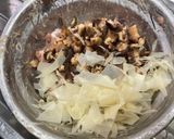 A picture of step 9 of Tofu Skin Shumai.