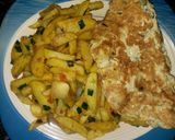 A picture of step 4 of Chips with fried egg.