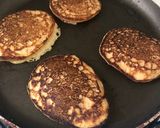 Banános túrós zabpalacsinta recept fázis 2 fotója