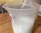 Foto del paso 1 de la receta: Sémola con leche (con leche en polvo)