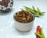 A picture of step 8 of Cluster Bean Thecha.