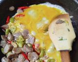 Foto langkah ke 1 dari resep Sawi Cah Bakso Telur.