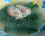 Hình bước làm 3 của món Canh rau má nấu giò heo