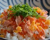 A picture of step 8 of Simple ☆ Salmon, Salted Salmon Roe, and Broccolini Chirashizushi.