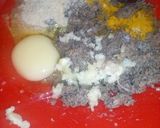 A picture of step 3 of Omena balls in coconut sauce.