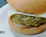 Foto del paso 7 de la receta: Hamburguesa casera de pollo, calabacín y parmesano