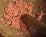 A picture of step 2 of Fluffy and Simple Salmon Flakes.