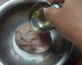கேழ்வரகு பூரி & கேரட் உ௫ளைக்கிழங்கு மசால் (Kezhvaragu poori & ma ரெசிபி ஸ்டேப் 1 புகைப்படம்